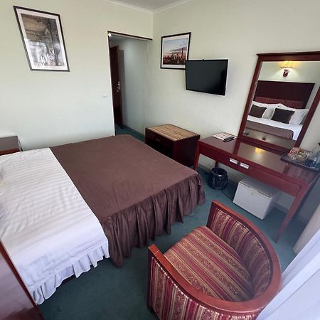 Hotel Grand Buxoro Ngoại thất bức ảnh
