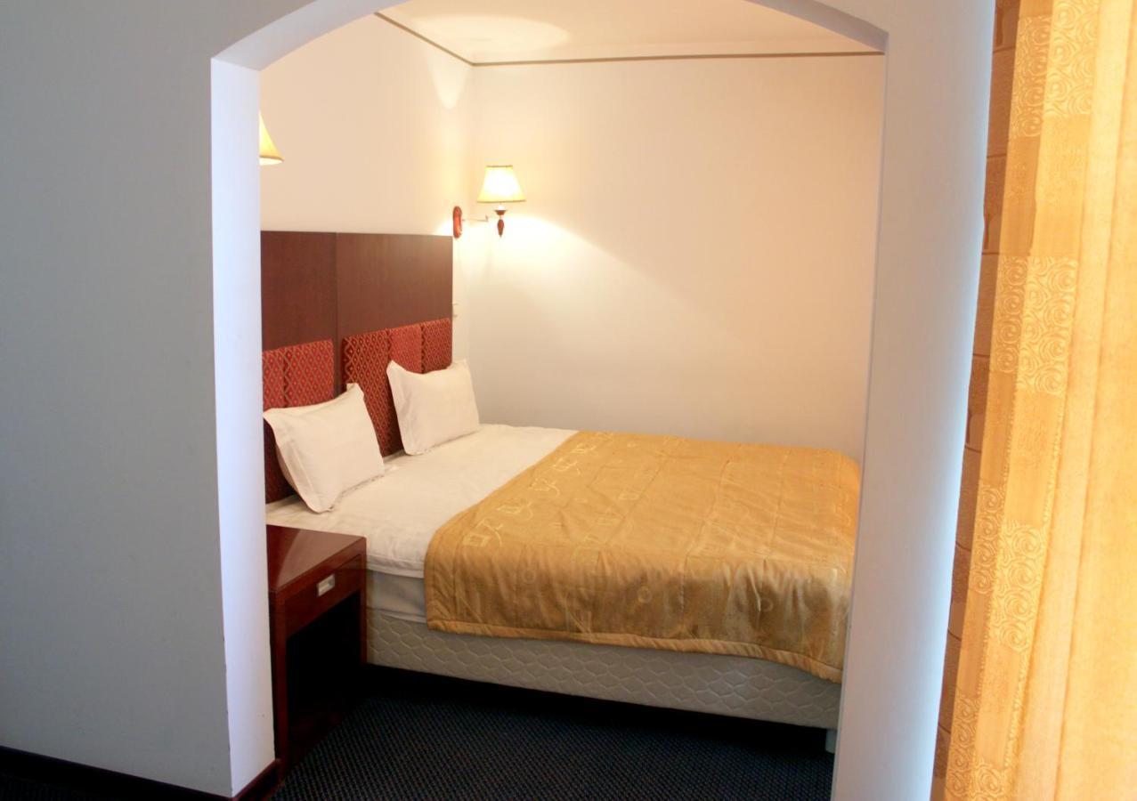 Hotel Grand Buxoro Ngoại thất bức ảnh