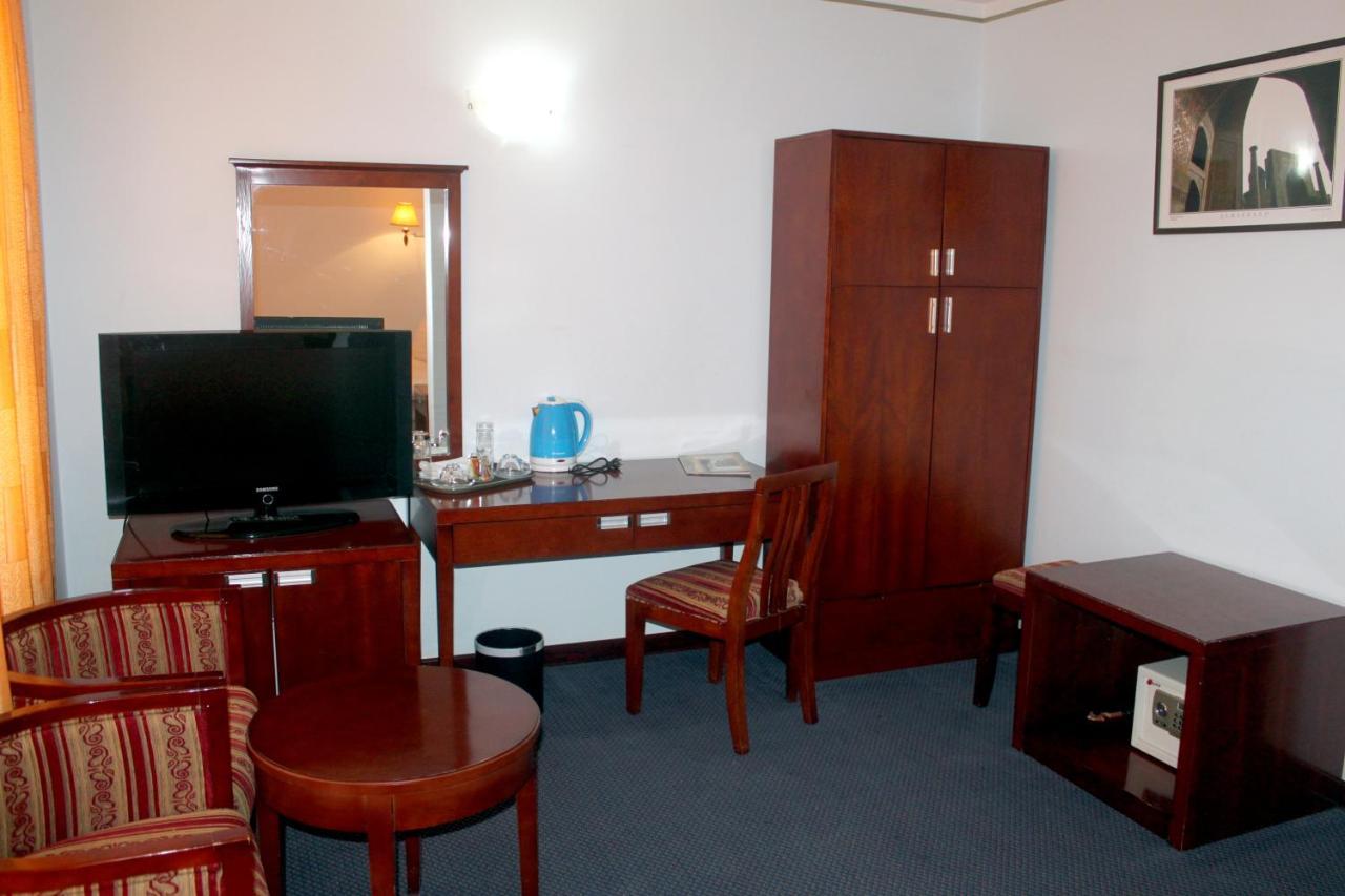 Hotel Grand Buxoro Ngoại thất bức ảnh