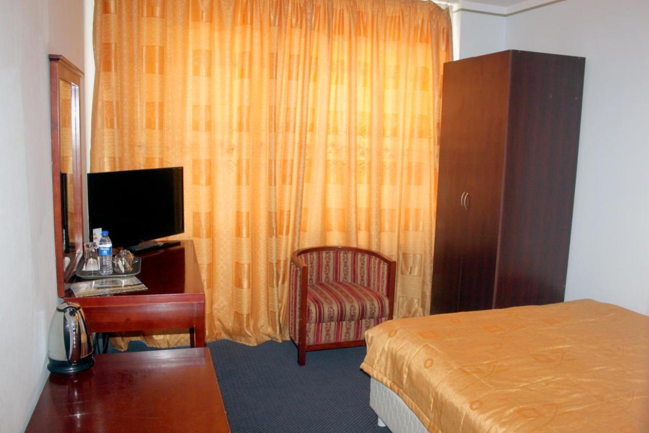 Hotel Grand Buxoro Ngoại thất bức ảnh
