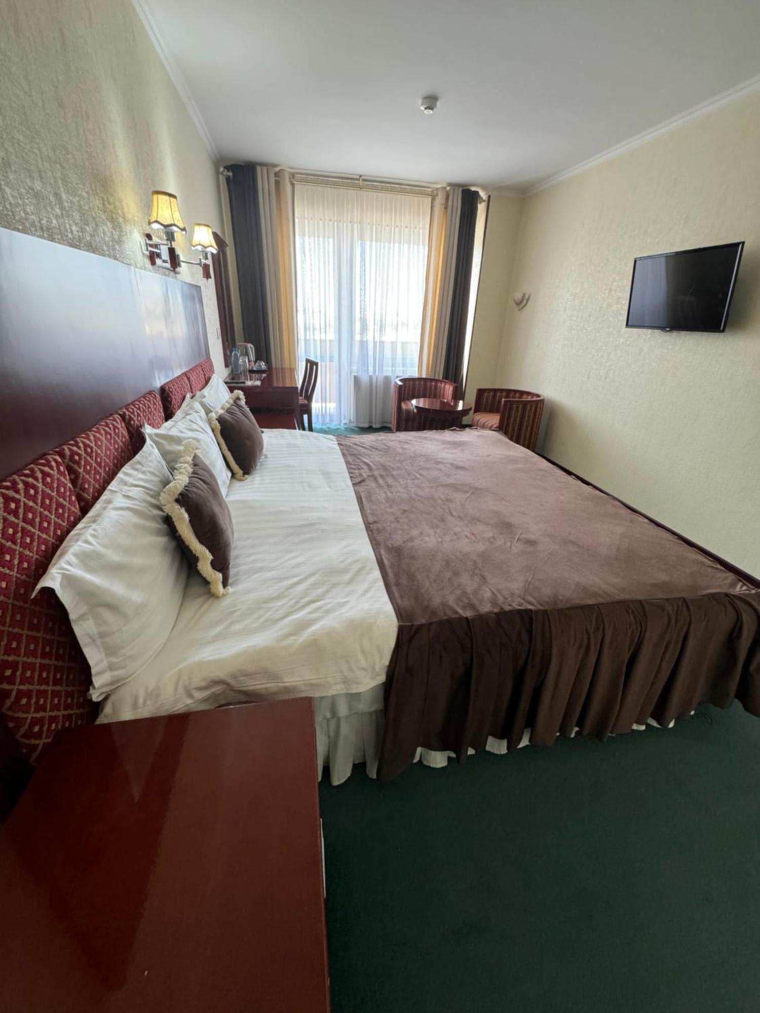 Hotel Grand Buxoro Ngoại thất bức ảnh