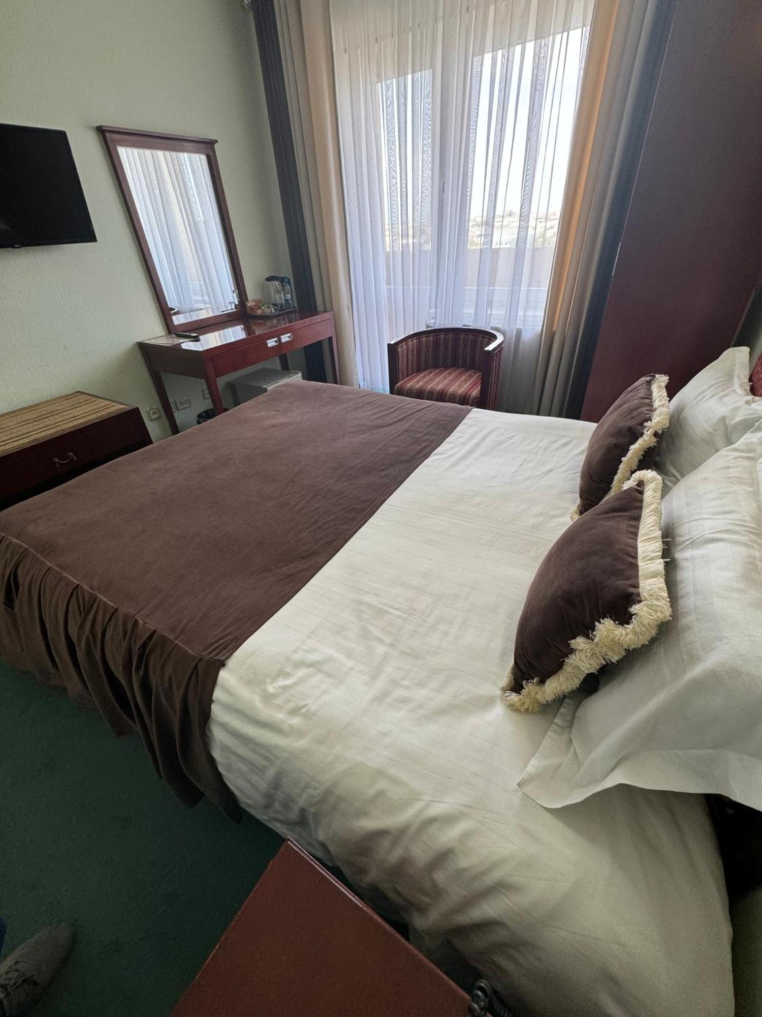 Hotel Grand Buxoro Ngoại thất bức ảnh